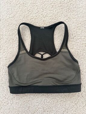 Lululemon Women’s Racerback Sports Bra - Olive